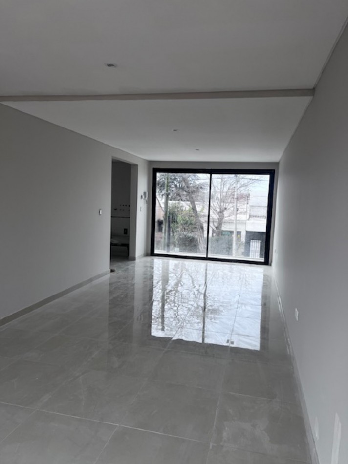 VENTA DEPARAMMENTO/PH  EN P.A, 3 MB. EN DUPLEX CON PAQUE VILLA PRIMERA