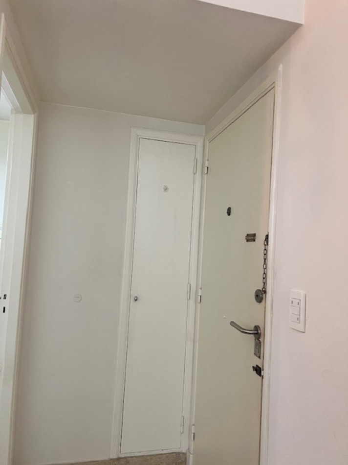 VENTA DEPARTAMENTO.  3 AMB.,  ZONA PLAZA MITRE