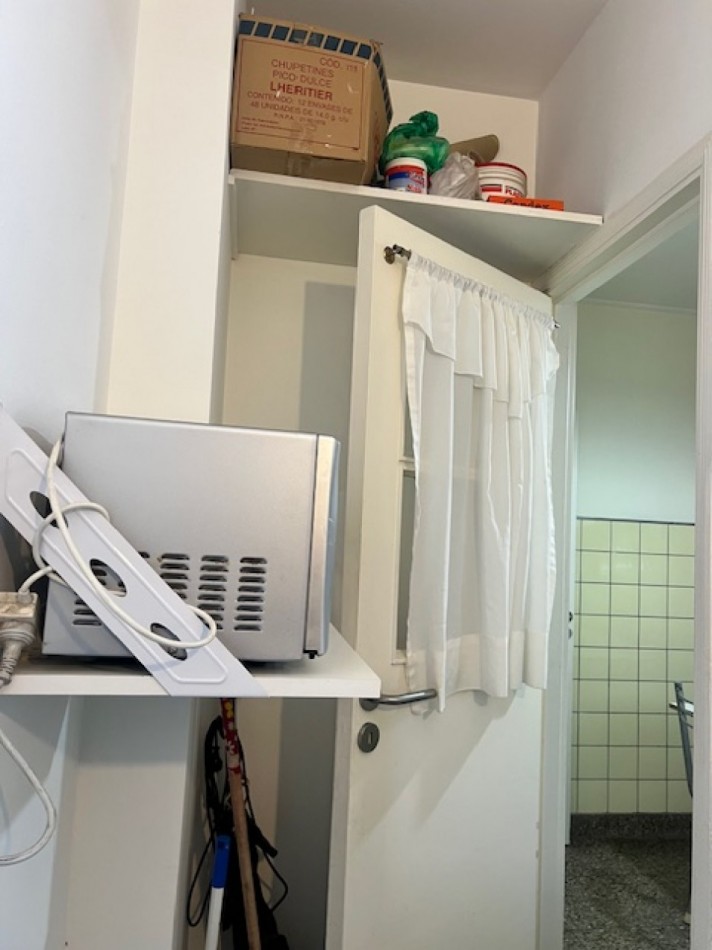 VENTA DEPARTAMENTO.  3 AMB.,  ZONA PLAZA MITRE