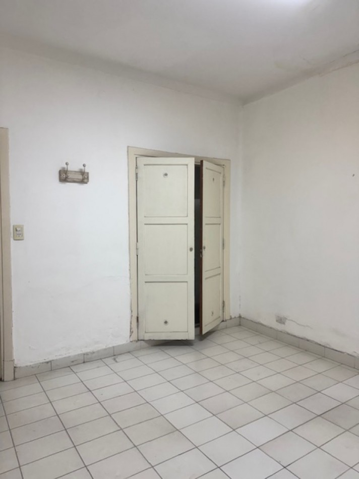 NUEVO VALOR !!! VENTA CHALET ESTILO MDP. ZONA PLAZA MITRE, IDEAL INVERSION O PROFESIONAL Y COMERCIAL