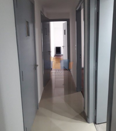 piso  de 3 ambientes, aggiornado,  al  frente 