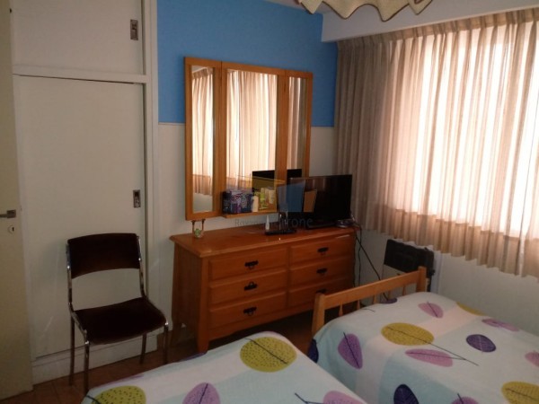 CON RENTA !!! DEPARTAMENTO EN VENTA MIRAMAR !!! FRENTE AL MAR !!! MPECABLE  DPTO DE 3 AMB. CON DEPENDENCIAS COMPLETAS, BALCON CON VISTA PLENA AL MAR 