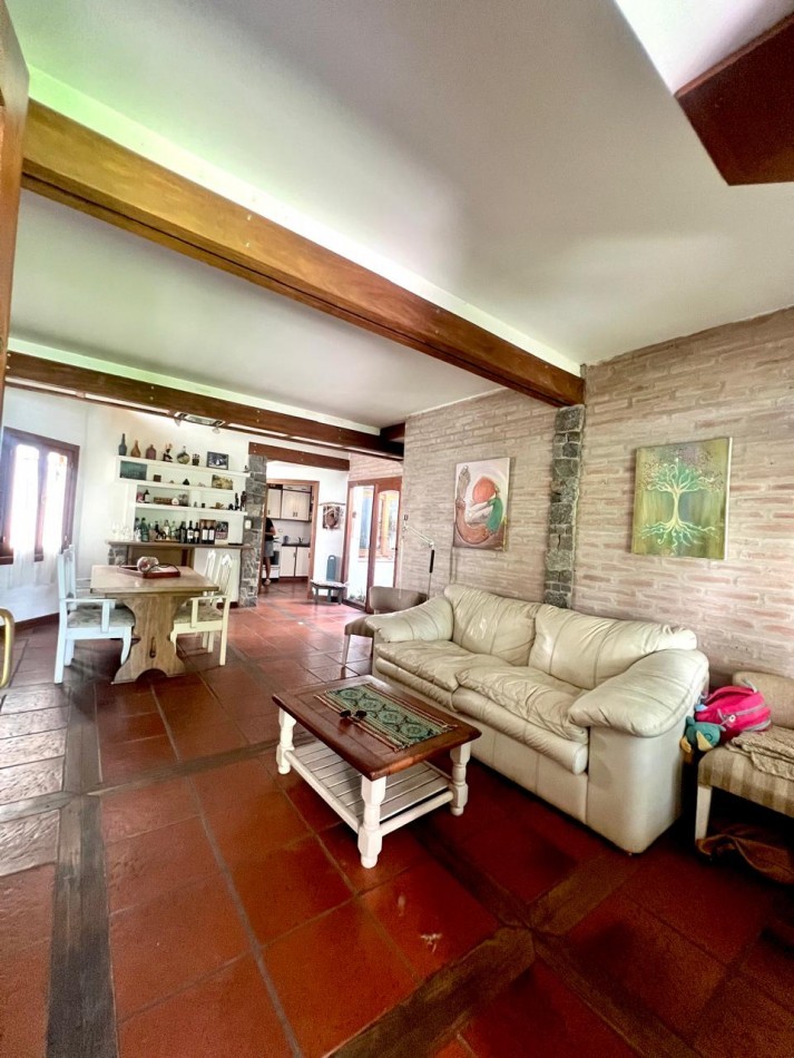 CHALET EN VENTA| 4 AMBIENTES | PLAYA GRANDE