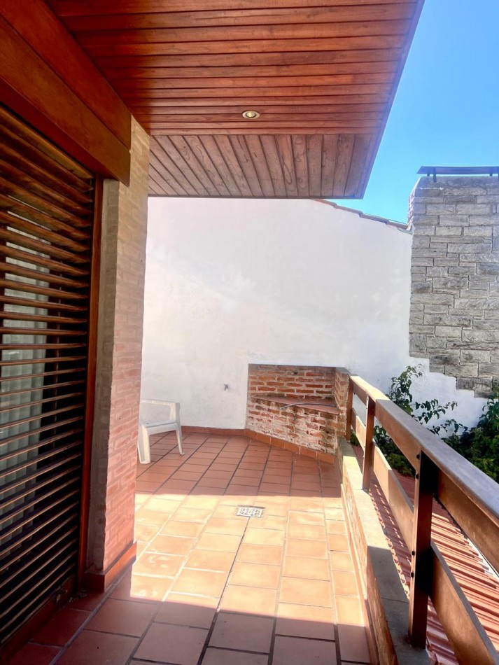 CHALET EN VENTA| 4 AMBIENTES | PLAYA GRANDE
