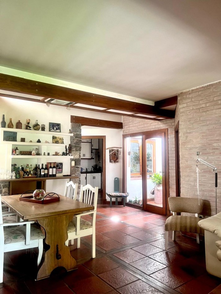 CHALET EN VENTA| 4 AMBIENTES | PLAYA GRANDE