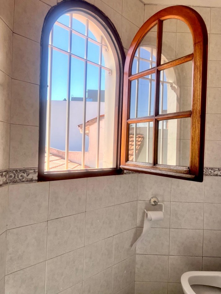 CHALET EN VENTA| 4 AMBIENTES | PLAYA GRANDE