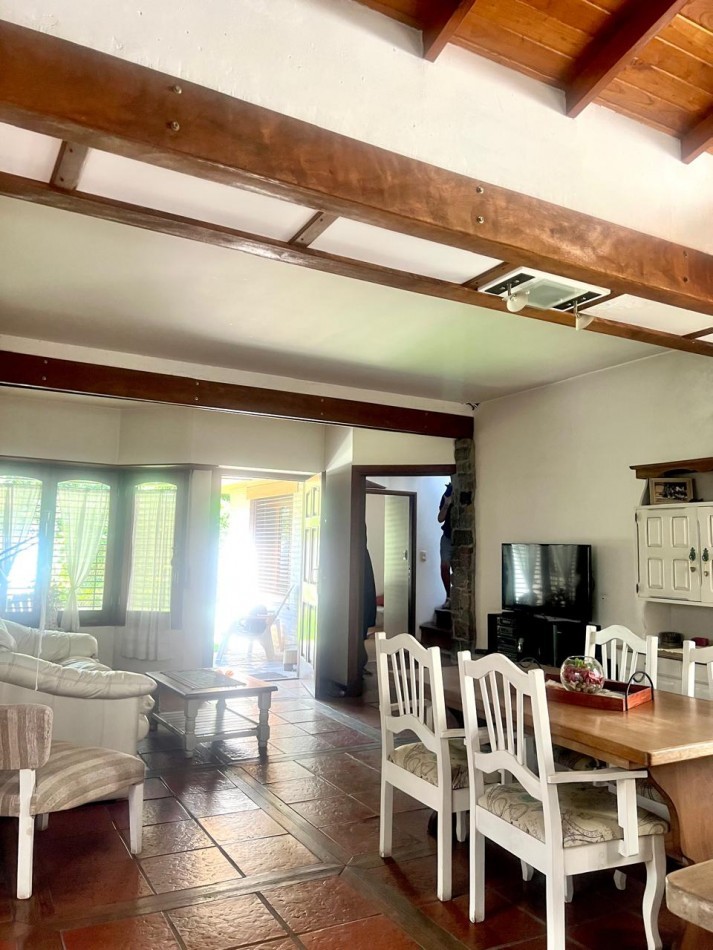CHALET EN VENTA| 4 AMBIENTES | PLAYA GRANDE