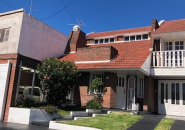 hermoso chalet en colina, amplio, impecable, consulte !!!!